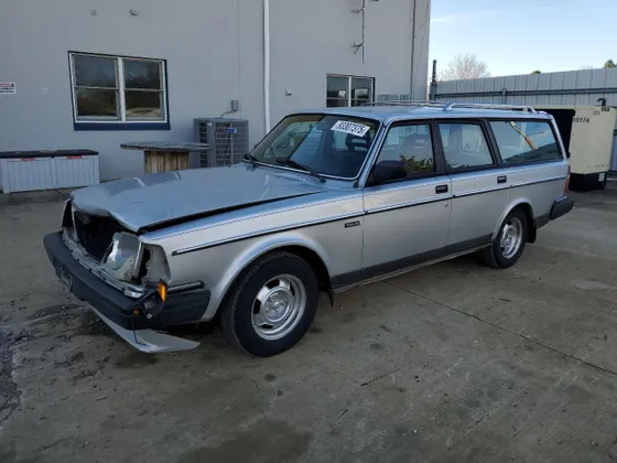 1987 Volvo 240 DL DL