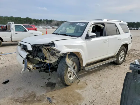 2015 Toyota 4Runner SR5