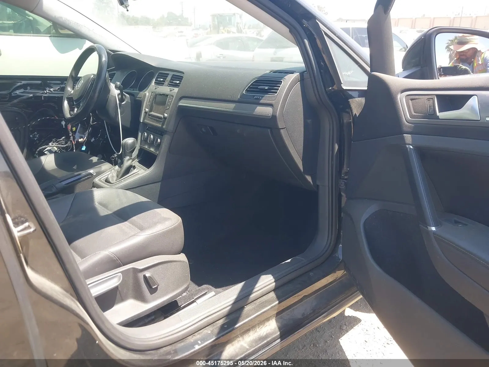 2015 Volkswagen Golf SportWagen TSI S