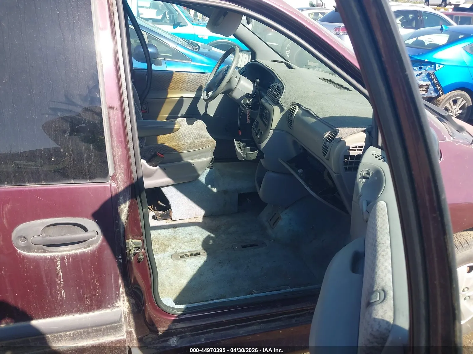 1998 Plymouth Voyager SE