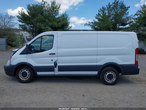 2021 Ford Transit Cargo Van