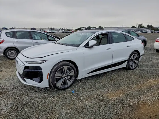 2025 Audi A6 e-tron Premium Plus