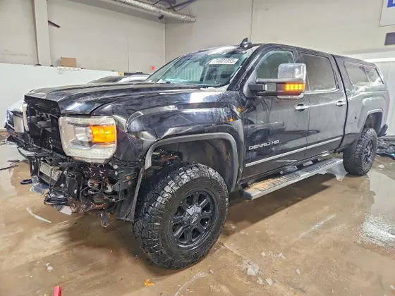 2015 GMC Sierra 3500HD Denali