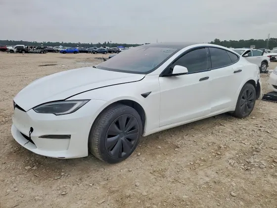 2022 Tesla Model S