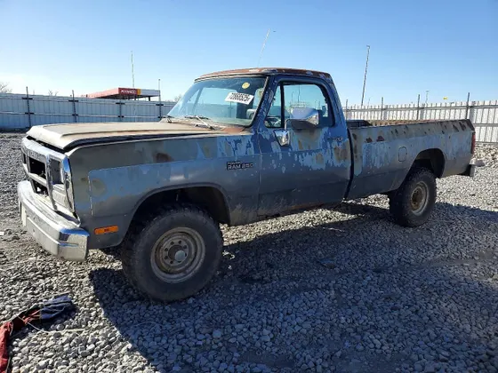 1991 Dodge D250 & W250 W200