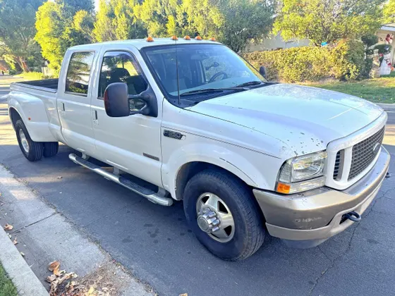 2003 Ford Super Duty F-350 DRW XL