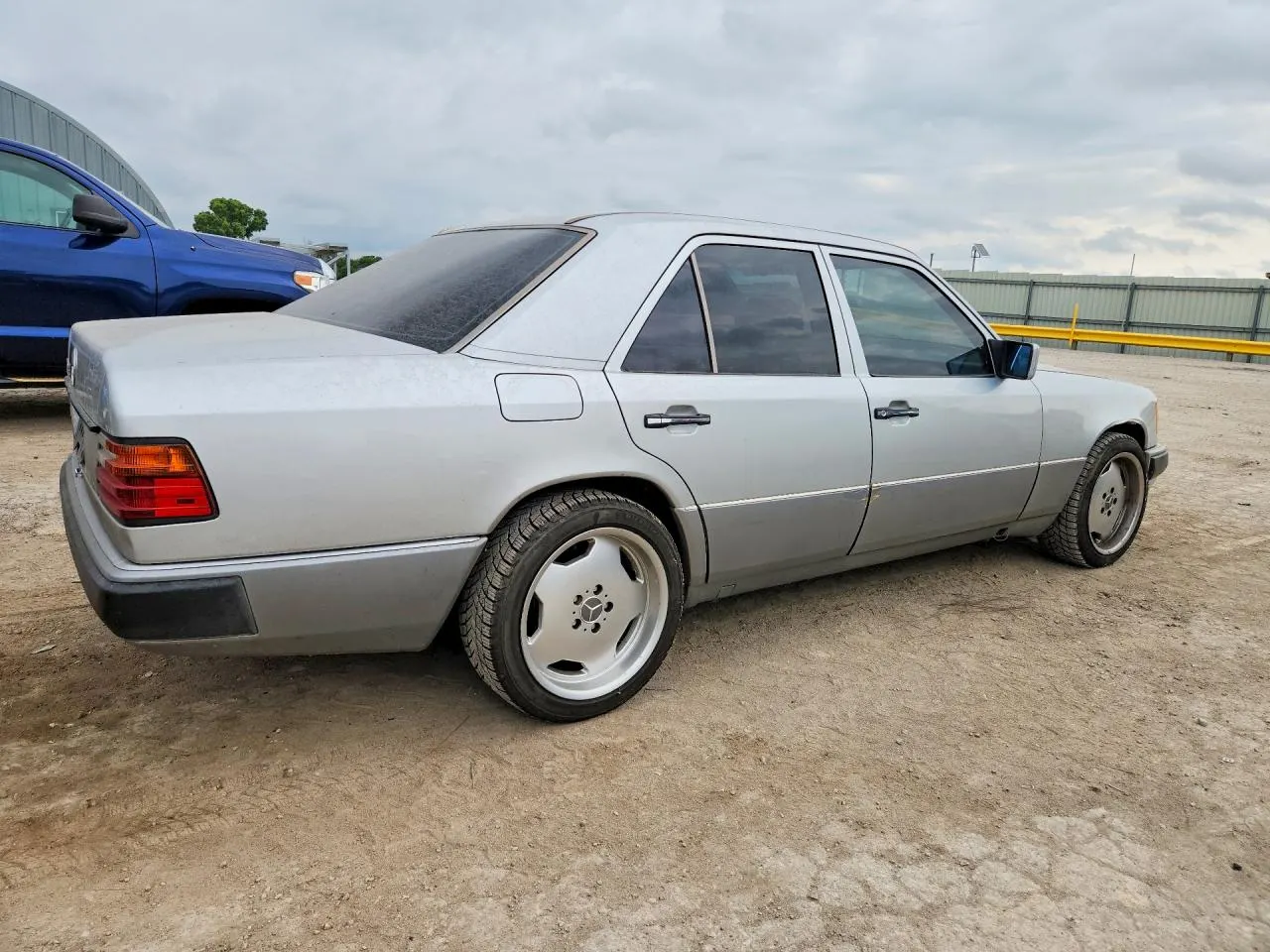 1991 Mercedes-Benz 300 Series 300E