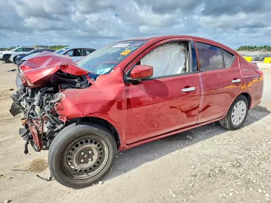 2019 Nissan Versa Sedan S