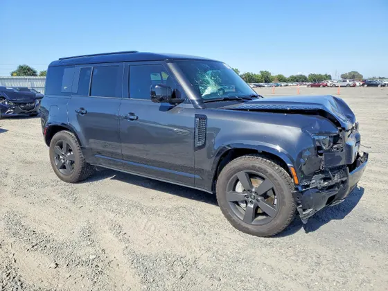 2023 Land Rover Defender X-Dynamic SE