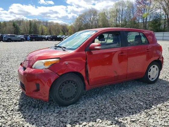 2014 Scion xD