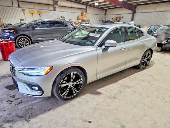 2022 Volvo S60 Inscription