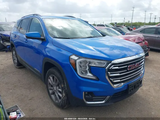 2024 GMC Terrain SLT