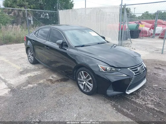 2018 Lexus IS IS 300