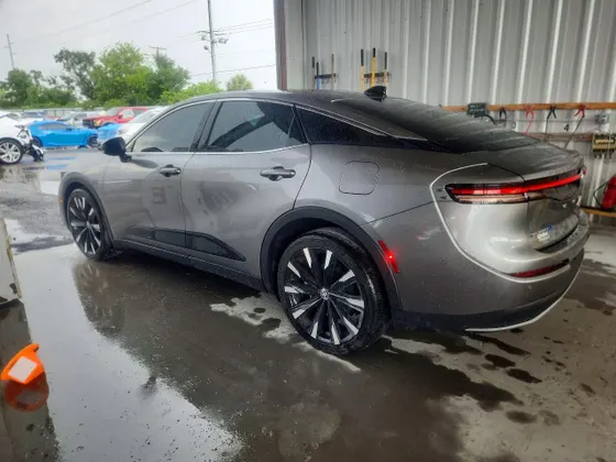 2025 Toyota Crown Platinum