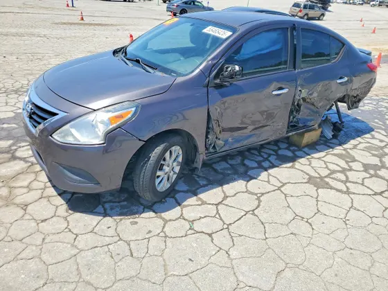 2015 Nissan Versa S