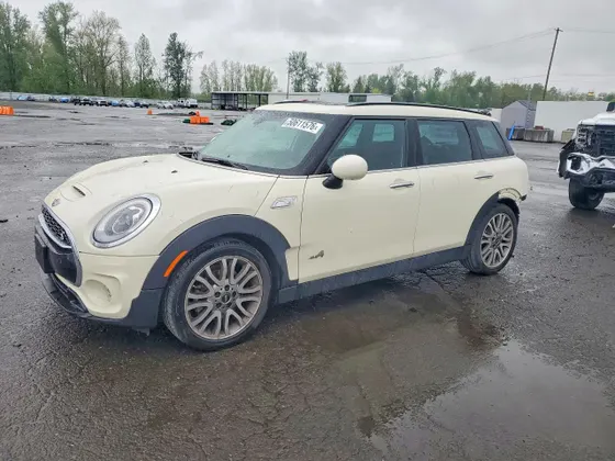 2017 MINI Clubman Cooper S