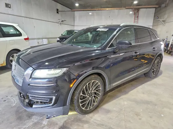 2020 Lincoln Nautilus Reserve