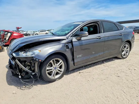 2015 Ford Fusion Energi Titanium
