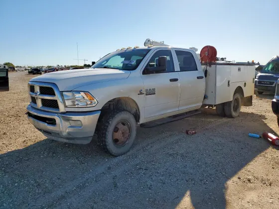 2018 Ram 3500 Chassis Cab Tradesman