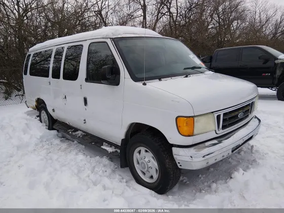 2003 Ford Econoline Wagon XL