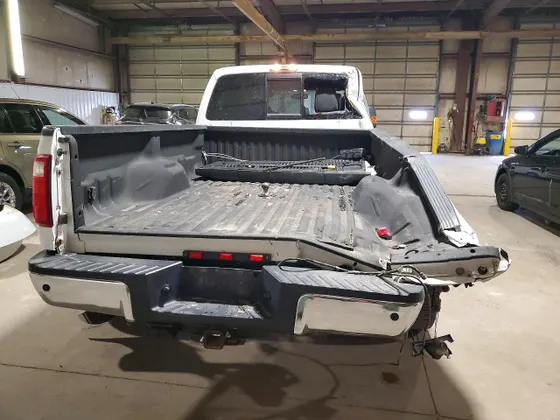 2015 Ford Super Duty F-450 DRW LARIAT