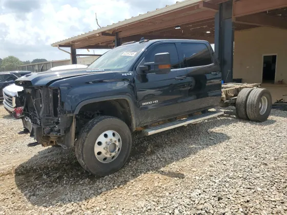 2019 GMC Sierra 3500HD CC SLE
