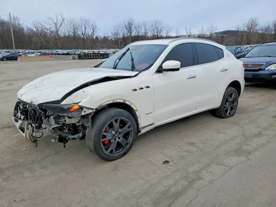 2018 Maserati Levante GranLusso