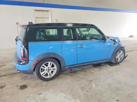 2013 MINI Cooper Clubman COOPER