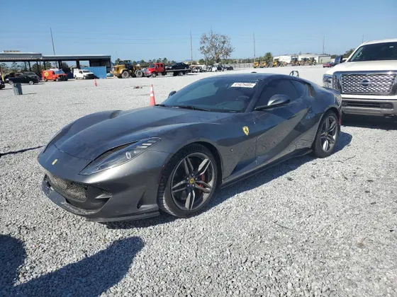 2019 Ferrari 812 Superfast 812 SUPERF
