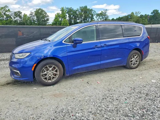 2021 Chrysler Pacifica Touring