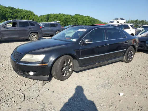2004 Volkswagen Phaeton V8