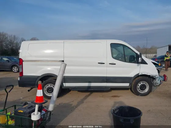 2023 Ford Transit Cargo Van