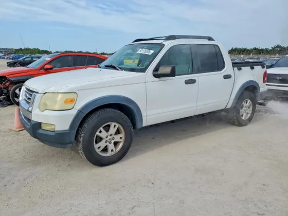 2007 Ford Explorer Sport Trac XLT