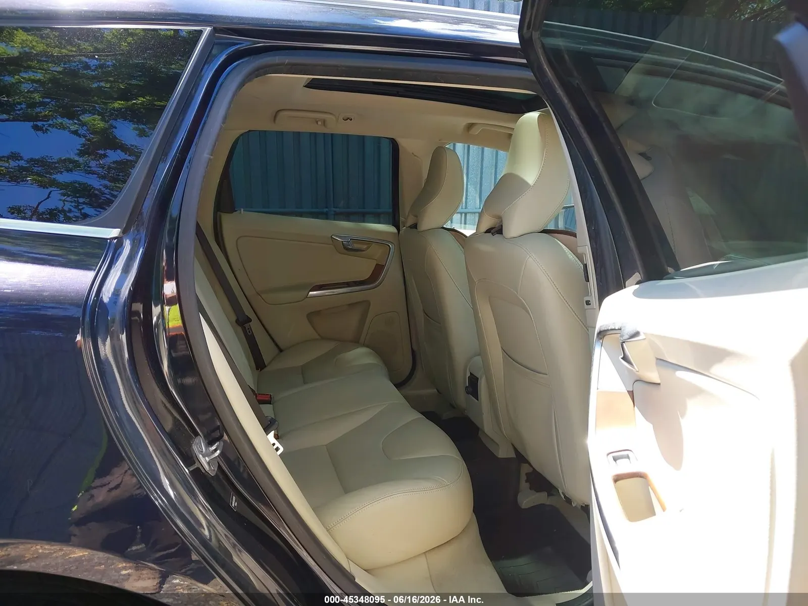 2016 Volvo XC60 T6