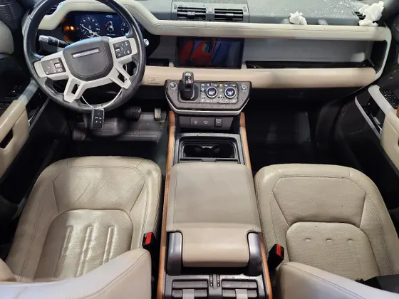 2020 Land Rover Defender HSE