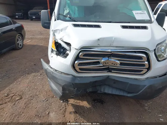 2016 Ford Transit Wagon XLT