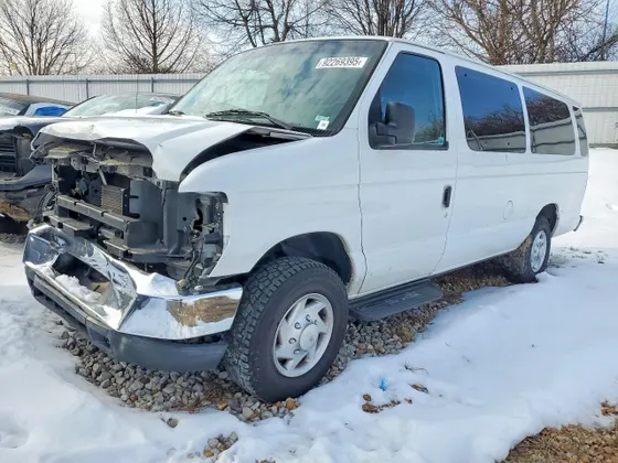 2014 Ford Econoline Wagon XLT