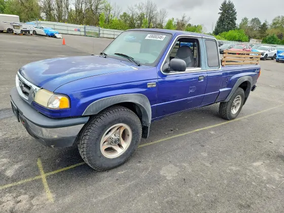 2001 Mazda B-Series 4WD Truck SE