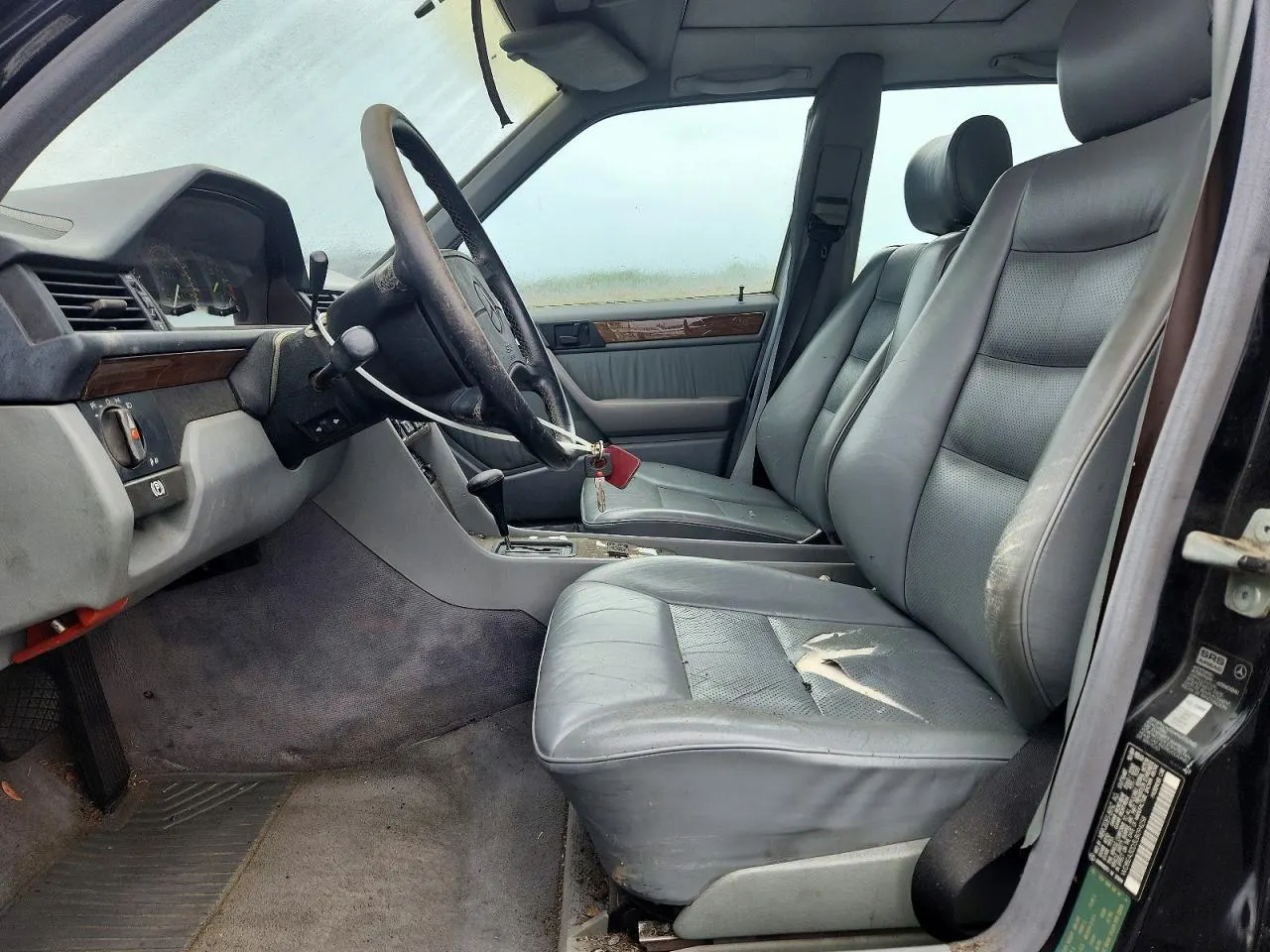 1990 Mercedes-Benz 300 Series 300E