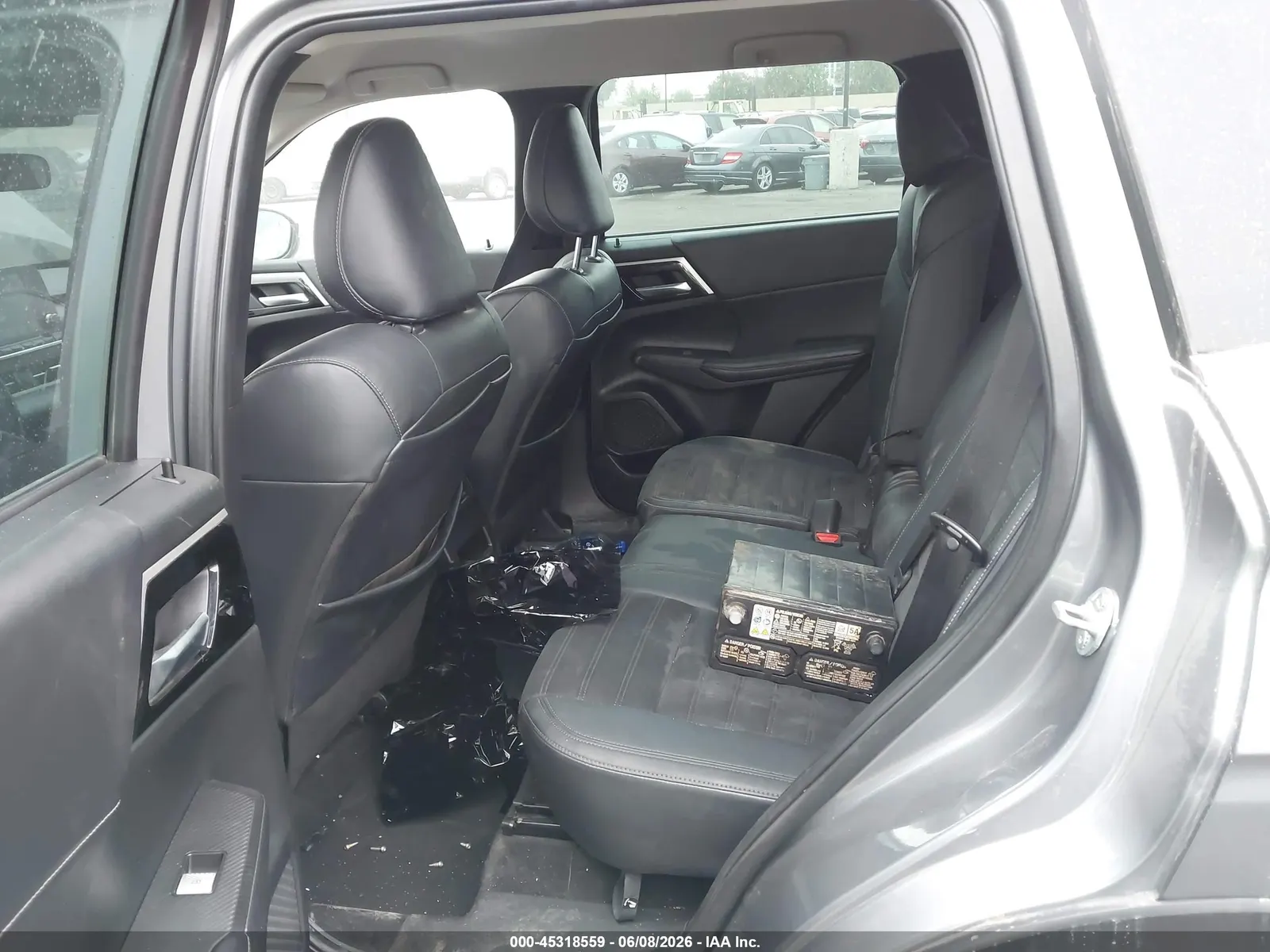 2023 Mitsubishi Outlander PHEV SE