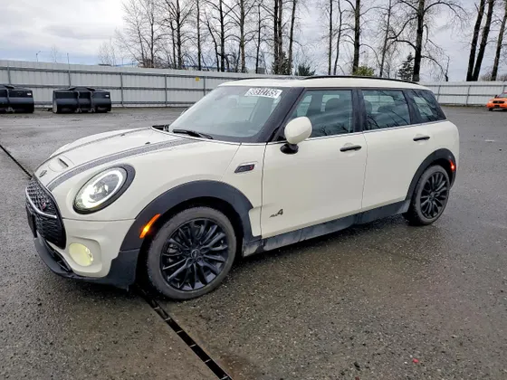 2022 MINI Clubman Cooper S