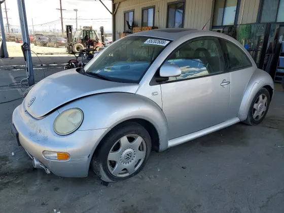 2000 Volkswagen New Beetle GLS