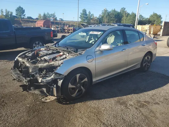 2014 Honda Accord Plug-in Hybrid PLUG-IN HYBRID