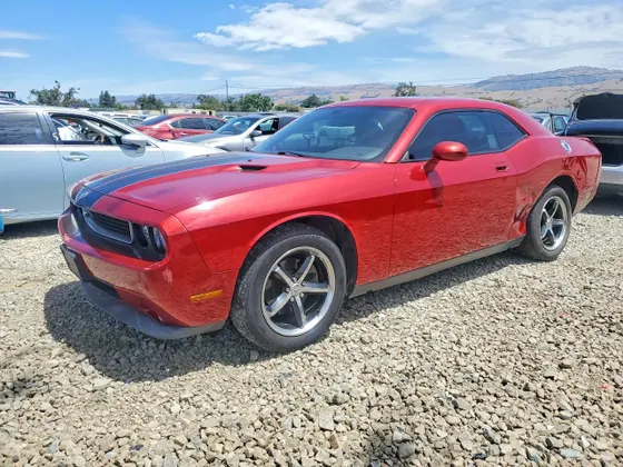 2010 Dodge Challenger SE
