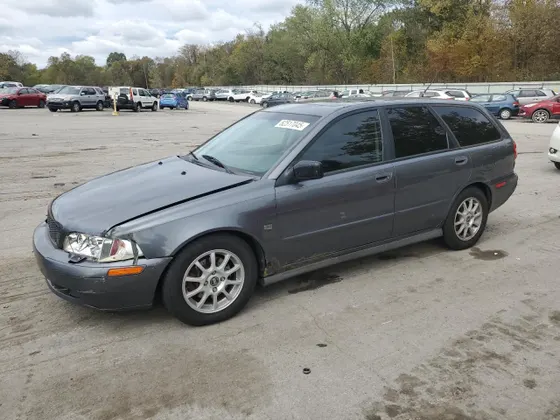 2004 Volvo V40 1.9T