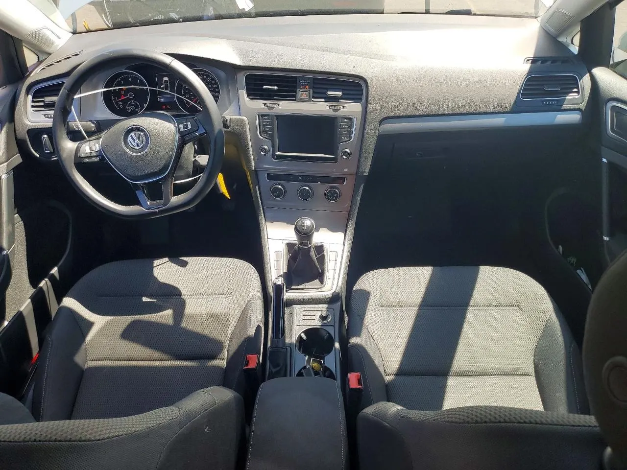 2016 Volkswagen Golf SportWagen TSI S