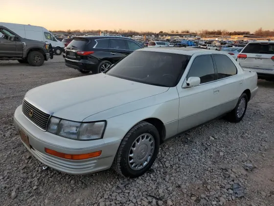 1992 Lexus LS 400