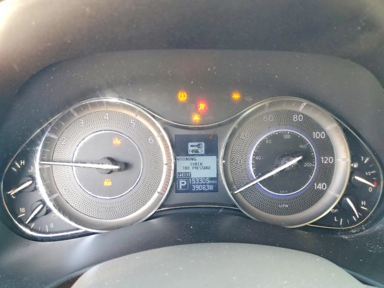 2017 INFINITI QX80