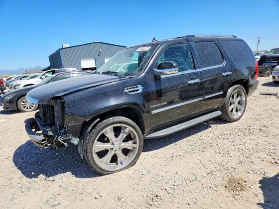 2012 Cadillac Escalade Luxury