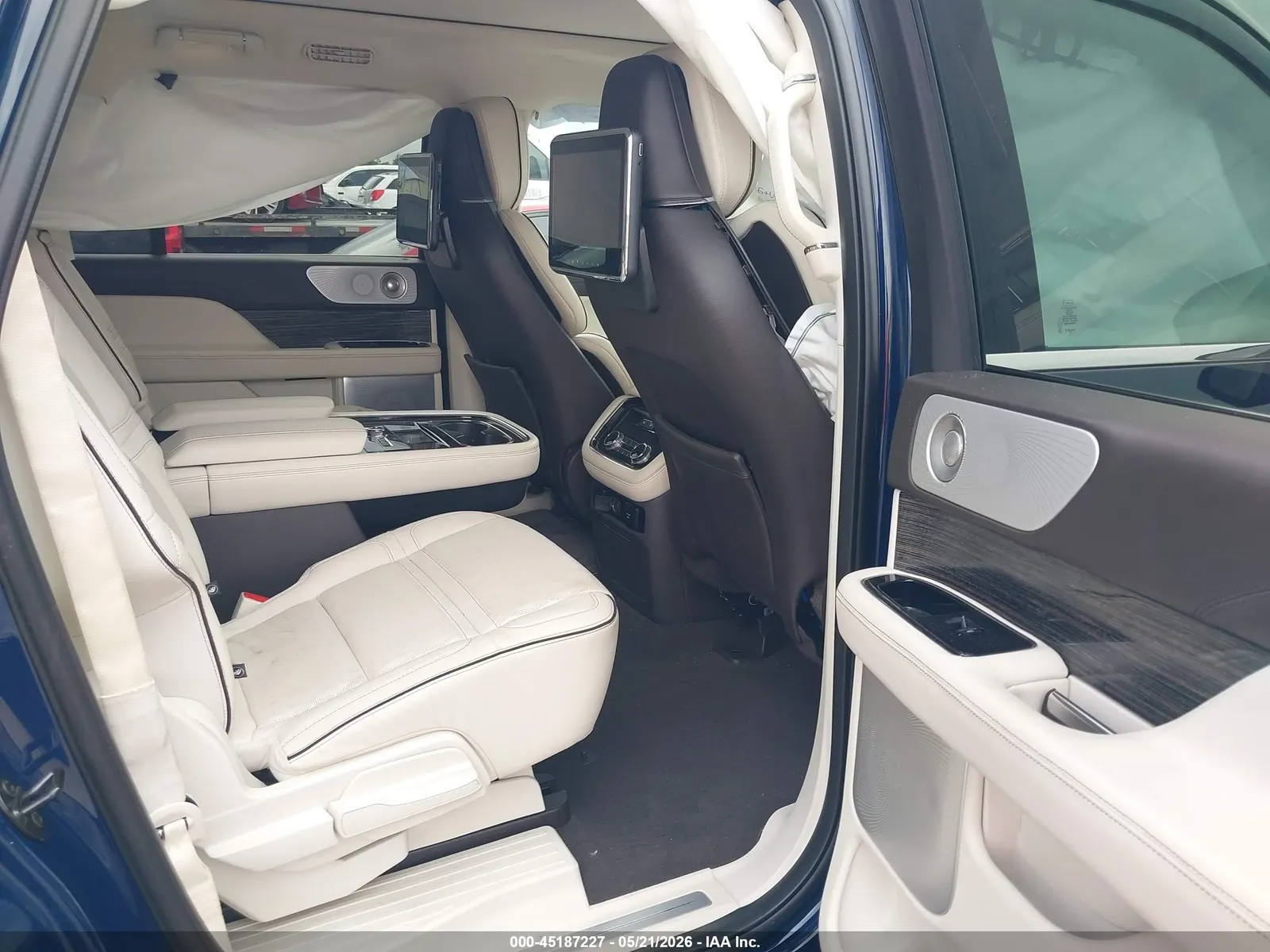 2019 Lincoln Navigator L Black Label
